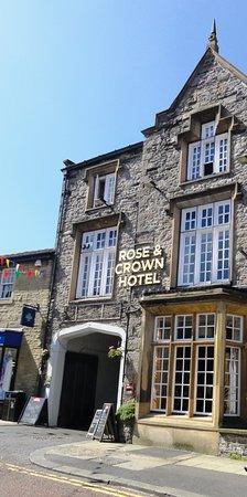 Rose And Crown Hotel