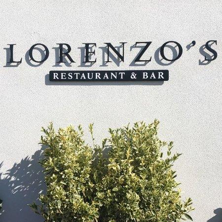 Lorenzo's Restaurant & Bar
