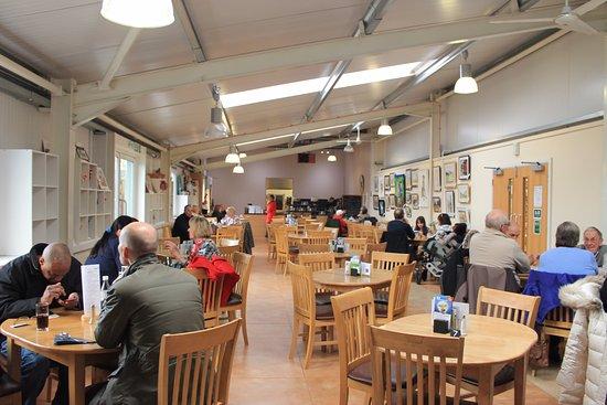 Avant Gardens Cafe Gallery