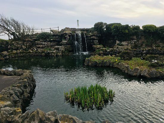 Promenade Gardens